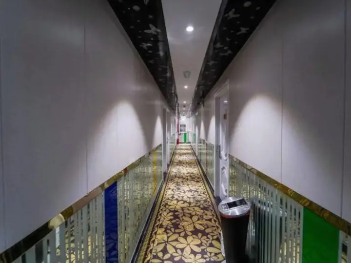 Шанхай: Huangdi Fashion Hotel