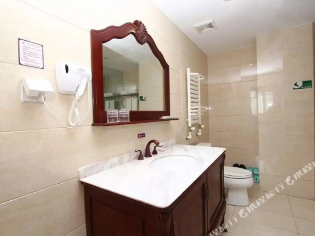 Циндао: Guifu Garden Hotel