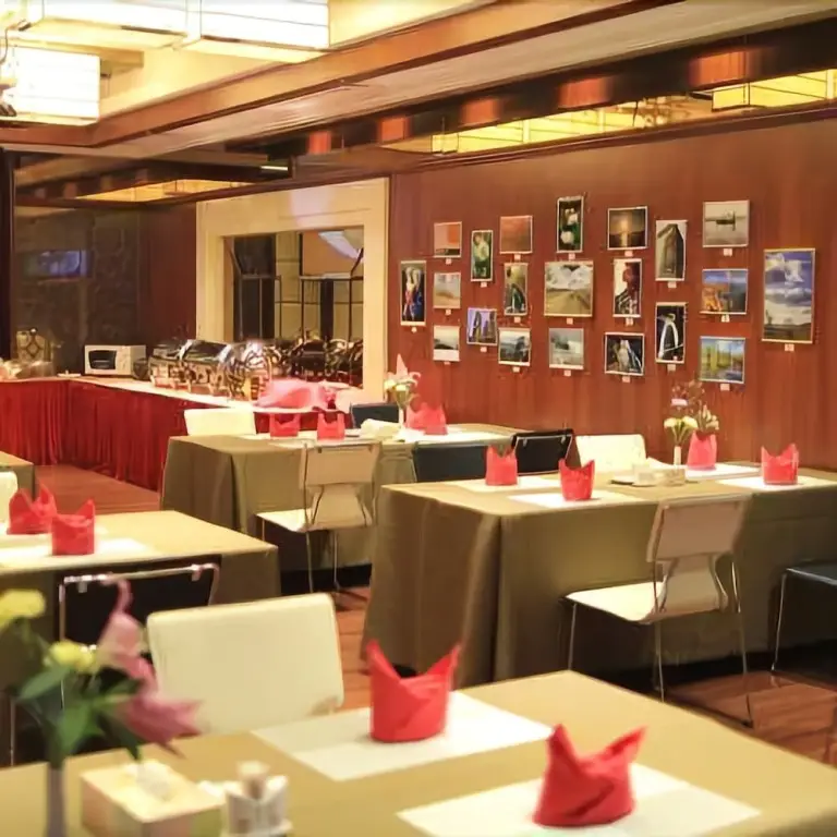 Дунгуань: Vienna Hotel