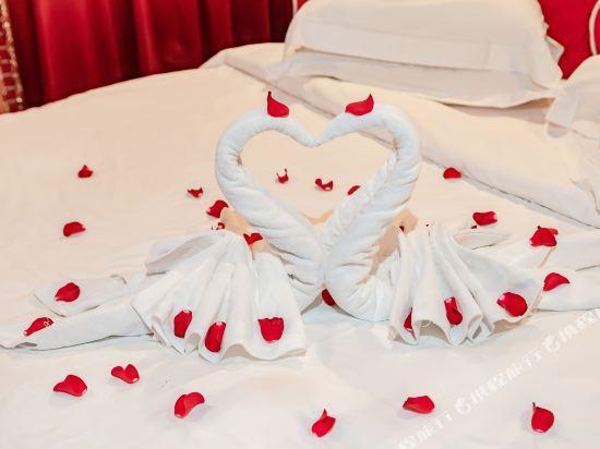 Куньмин: My Riad Love Hotel(Kunming Henglong Plaza )