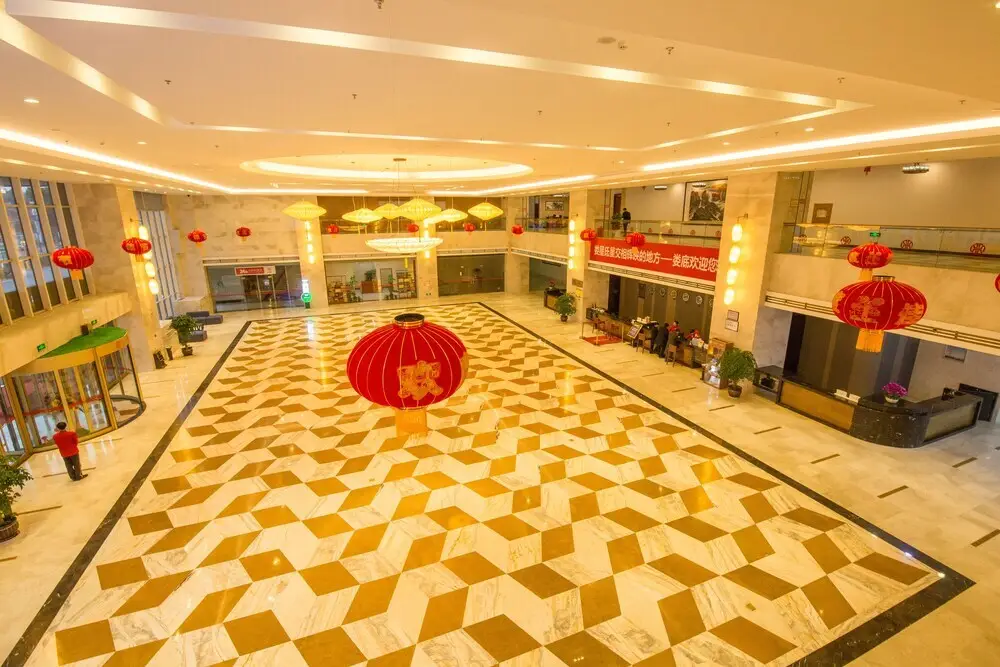 Loudi Huatian Hotel — фото 1