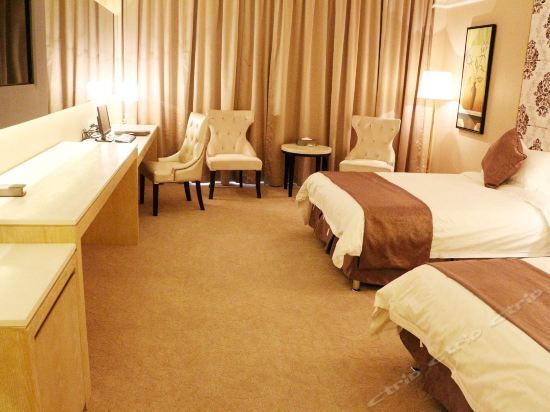 Бенгбу: Huaiyuan Changjiu Central Hotel