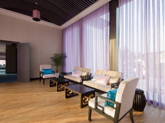 Тайчжоу: Qinhu Hotel