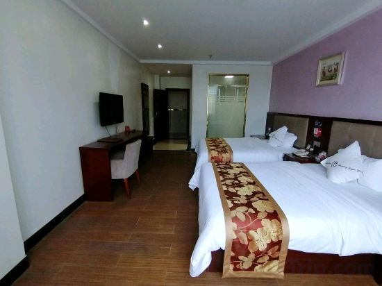 Шэньчжэнь: Sheng Deng Yue Min Hotel (Shenzhen Henggang Metro Station)