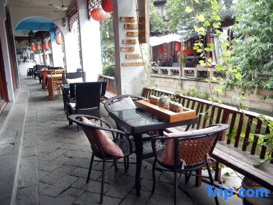 Цзиньцзэ: Lianshuo Sweetmeats Hostel