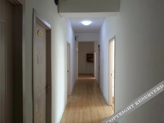 Циндао: Youyi Hotel