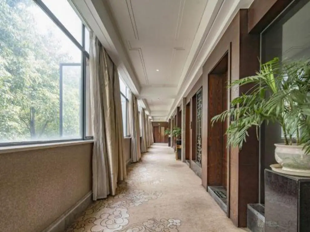 Xiangyang Rongting Guest House — фото 1