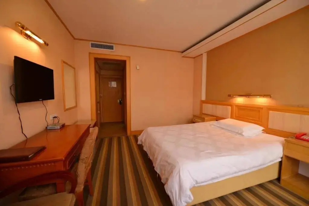 Пэнлай: Red House Fishing Apartment