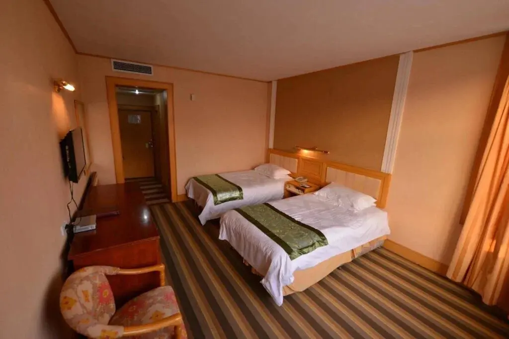 Пэнлай: Red House Fishing Apartment
