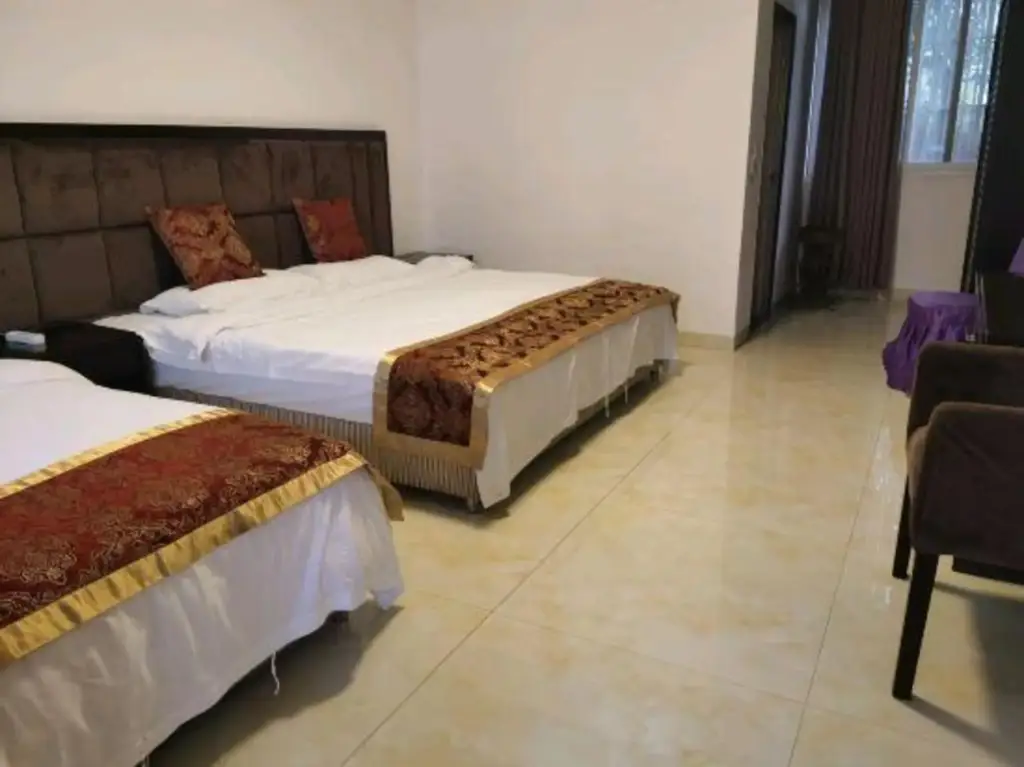 Чэнду: Jintaiyang Country Hotel