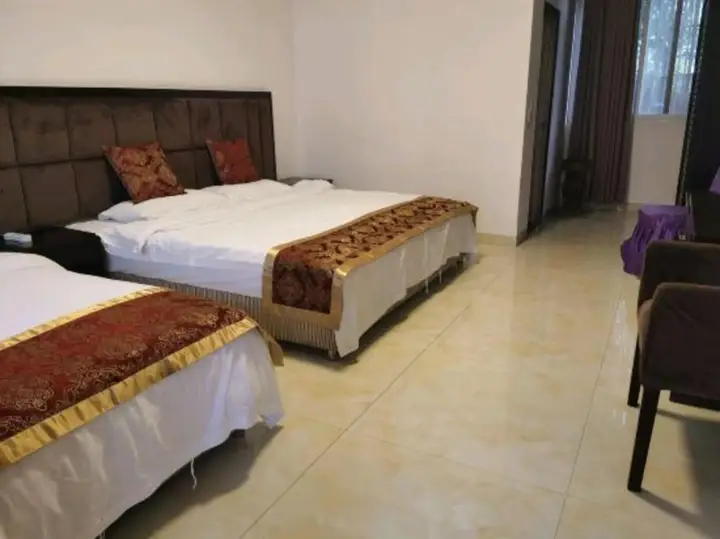 Чэнду: Jintaiyang Country Hotel