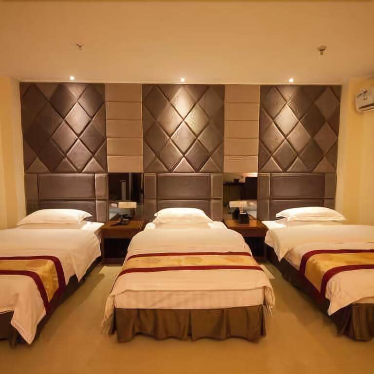 Шаньвэй: Longquan Hotel
