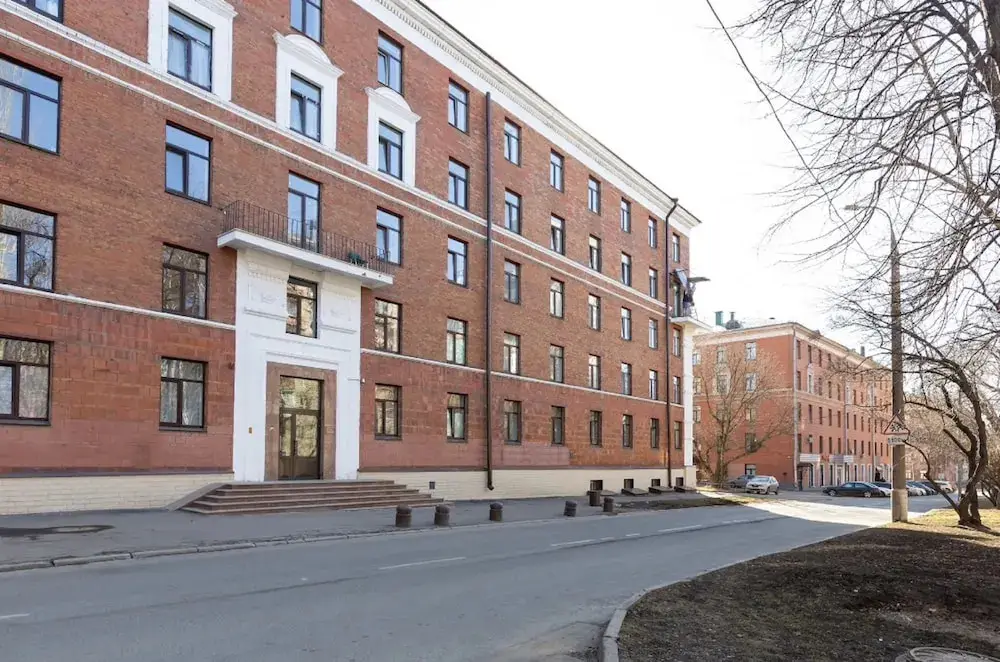Апартаменты Bussi Suites, ул. Гостиничная, 4А, стр. 8 — фото 1