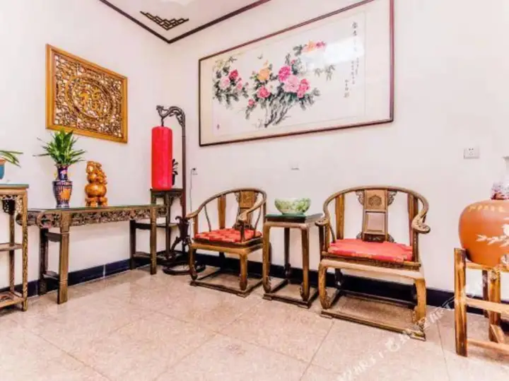 Циндао: Xiufeng Business Hotel