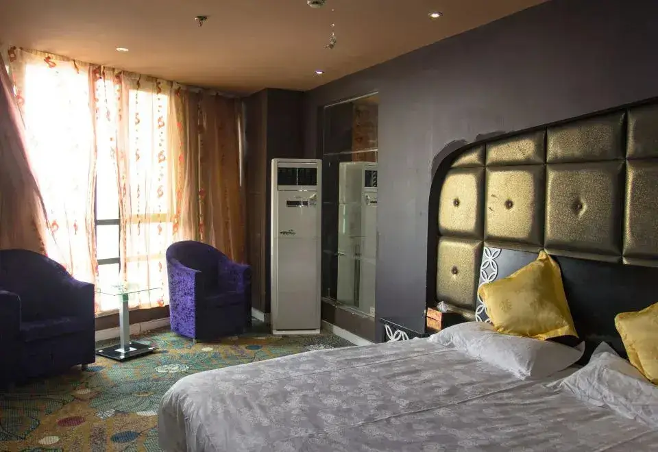 Хучжоу: Jialun Gainian Hotel