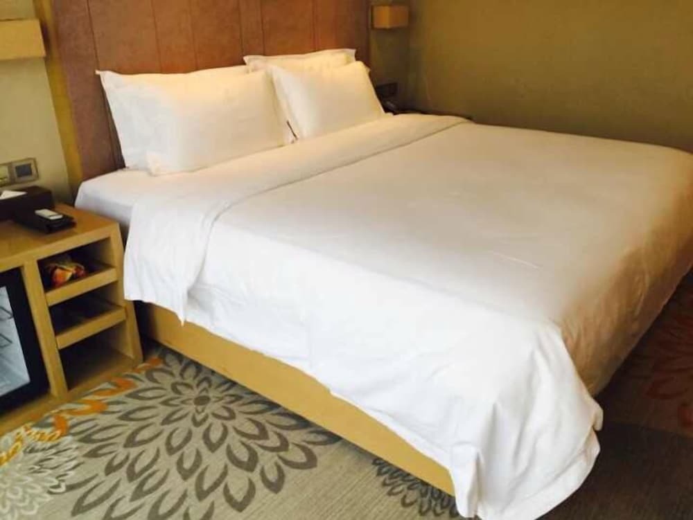 Гуанчжоу: Lavade Hotel Gz Yuancun Metro Station Branch