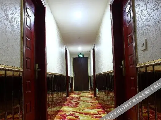 Нинбо: Qingyi Hotel
