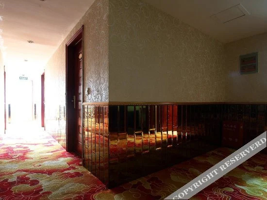 Нинбо: Qingyi Hotel
