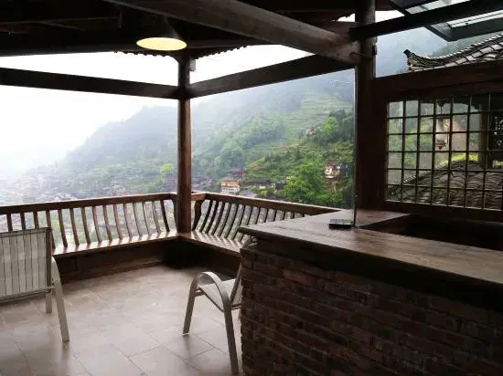 Леишан: Yunduan · Lanyueting Resort Hotel (Xijiang Guanjingtai)
