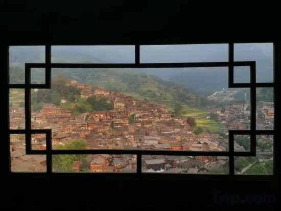 Леишан: Yunduan · Lanyueting Resort Hotel (Xijiang Guanjingtai)