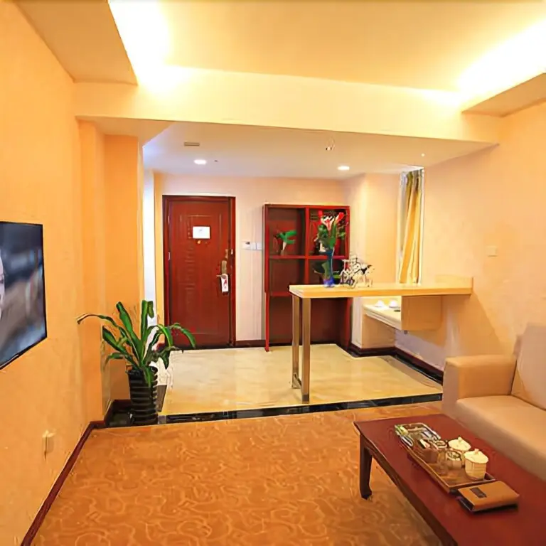 Чжухай: Zhahai Crowne Holiday Hotel