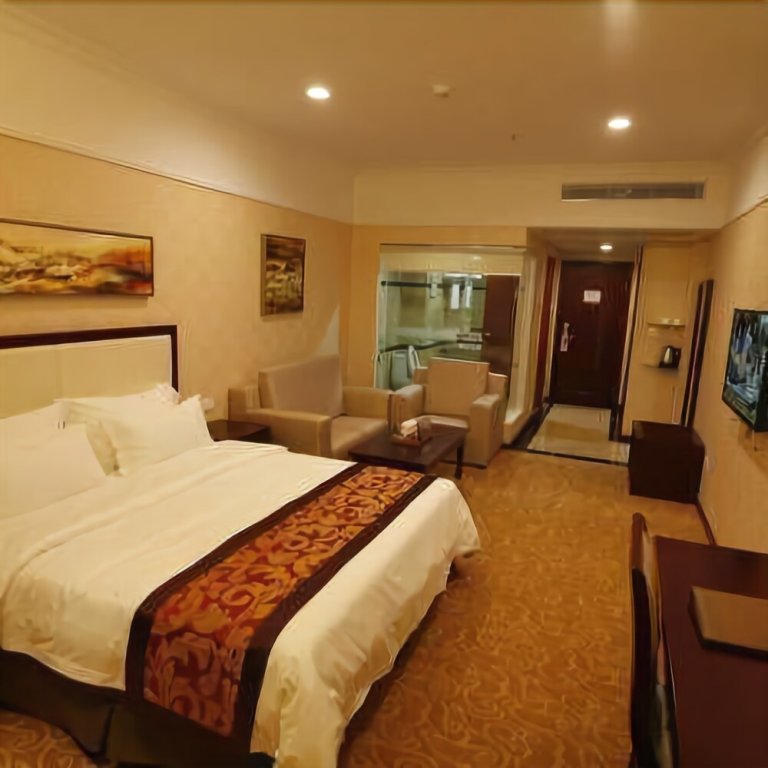 Чжухай: Zhahai Crowne Holiday Hotel