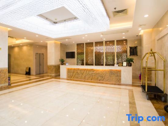 Чжухай: Zhahai Crowne Holiday Hotel
