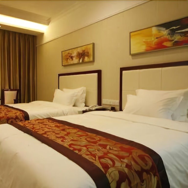 Чжухай: Zhahai Crowne Holiday Hotel