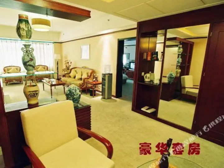 Хецзе: Shengda Hotel
