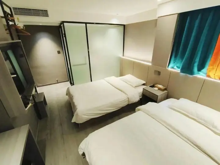 Чунцин: Jinyi Hostel
