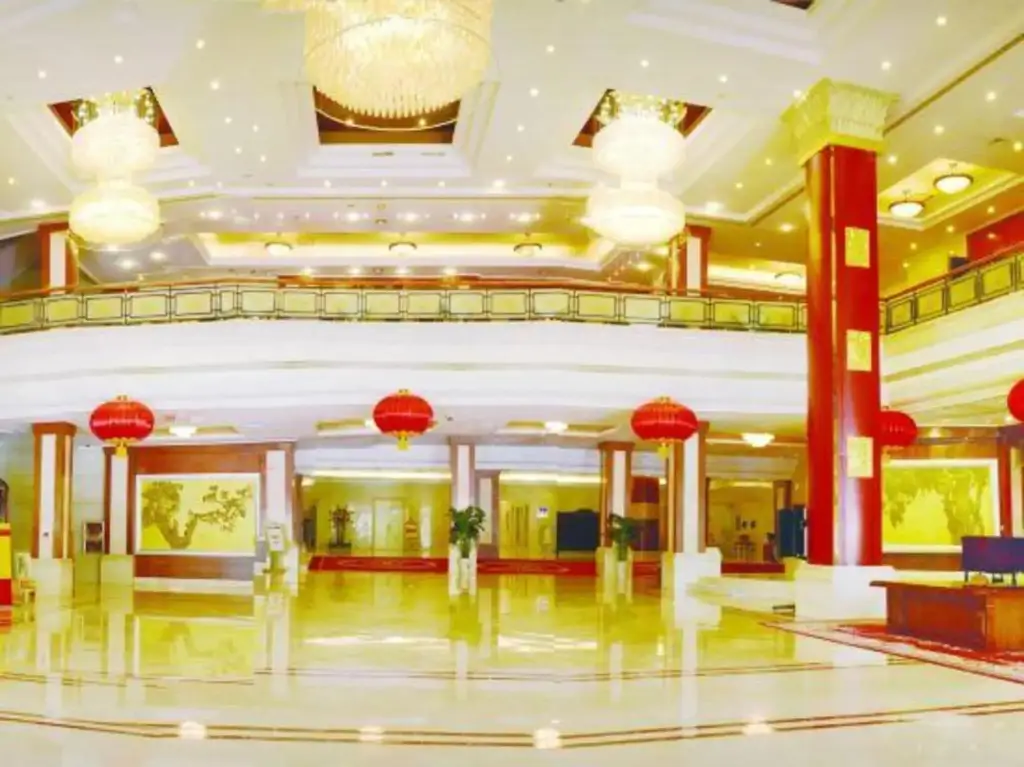 Шицзячжуан: China World Hotel