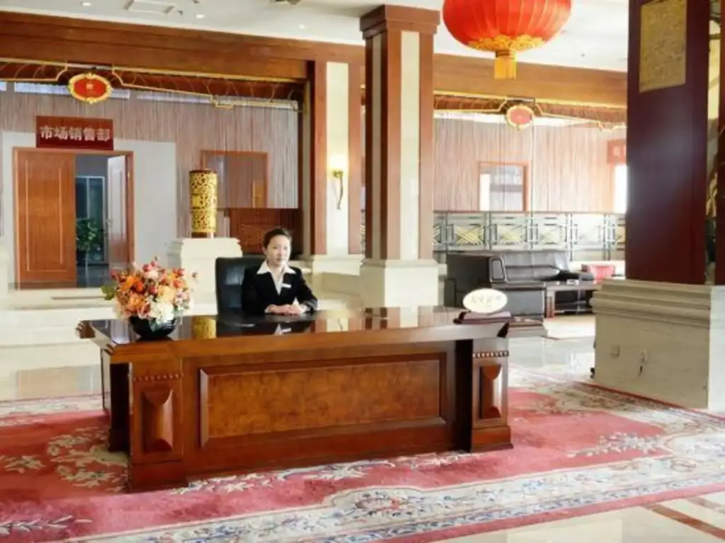 Шицзячжуан: China World Hotel