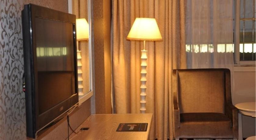 Чжанцзяцзе: Zhangjiajie Huaya Business Hotel