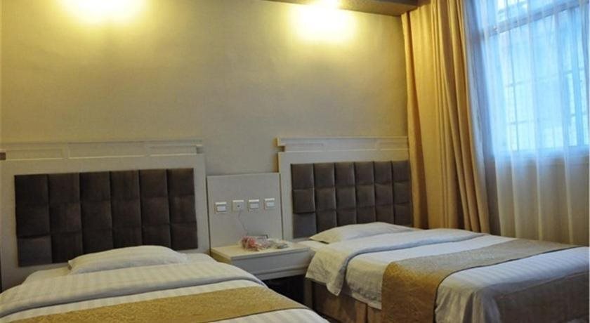 Чжанцзяцзе: Zhangjiajie Huaya Business Hotel