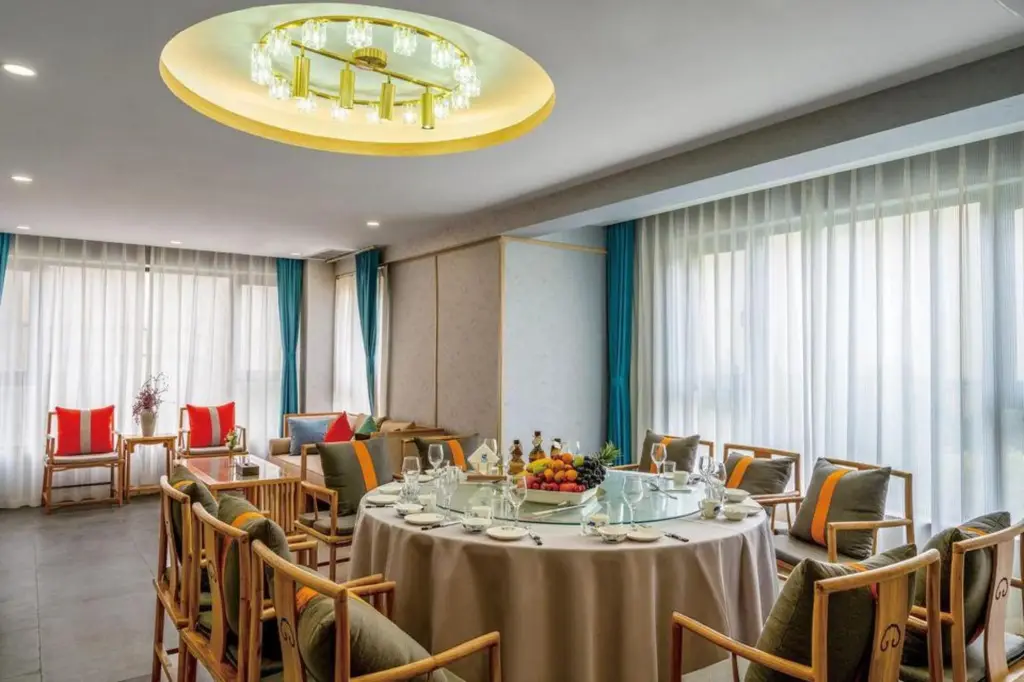 Чэнду: Chengdu Mulan Hotel (Zhongba Subway Station Qingyang Industry Headquarters Base)
