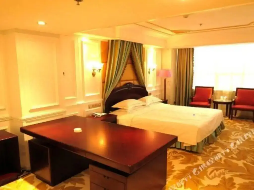 Таншань: Succeed Hotel