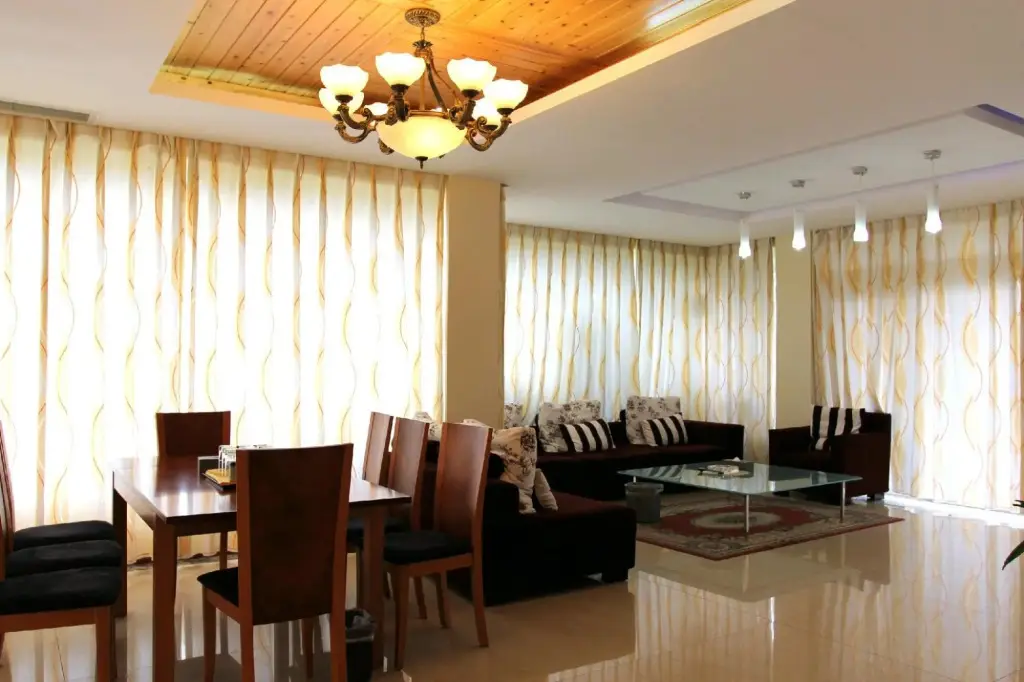Мяньян: Mount Luofu Conference Center