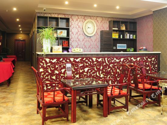Цзыян: Ziyang Jinheng Business Hotel (Ziyang Sports Plaza)