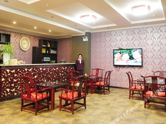 Цзыян: Ziyang Jinheng Business Hotel (Ziyang Sports Plaza)
