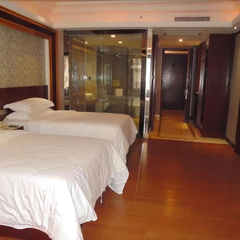 Дунгуань: Vienna International Hotel