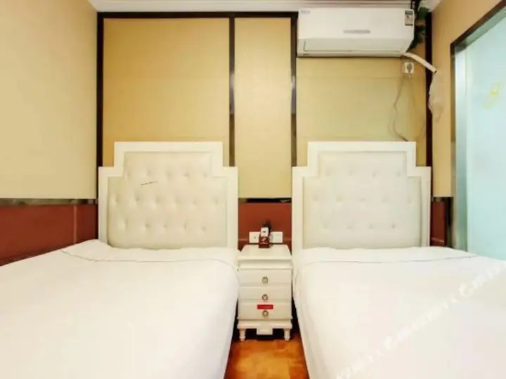 Нанкин: Nanjing Kending Hotel(Longjiang Er Dian)