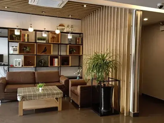 Шанхай: Yiheng Hotel (Shanghai Hongqiao Beixinjing Subway Station)