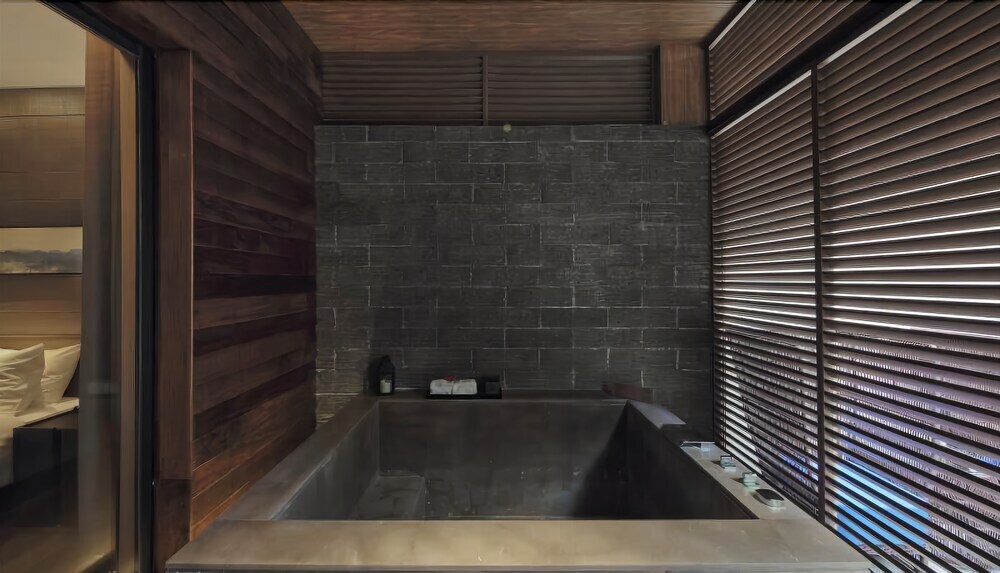 Chen Garden Onsen Hotel — фото 1