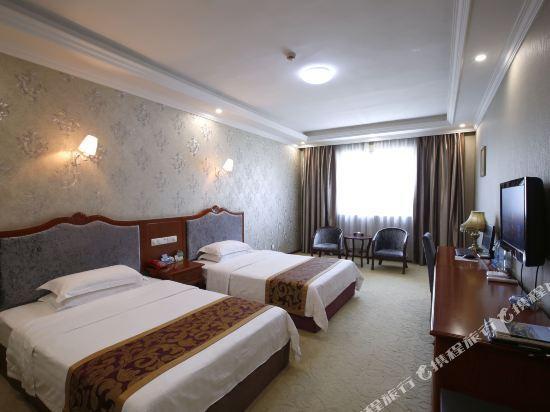 Чунцин: Tongnan Celebrity Hotel
