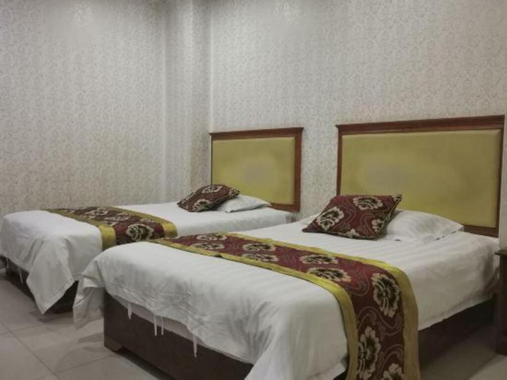 Шэньчжэнь: Yuanyue Business Hotel