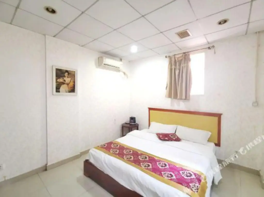 Шэньчжэнь: Yuanyue Business Hotel