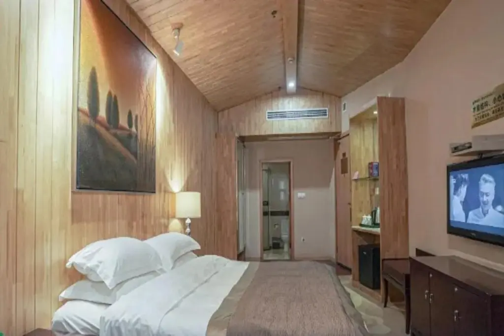 Дажоу: Dazhou Pengfei Grand Hotel (Dazhou Renhe New Town Railway Station)