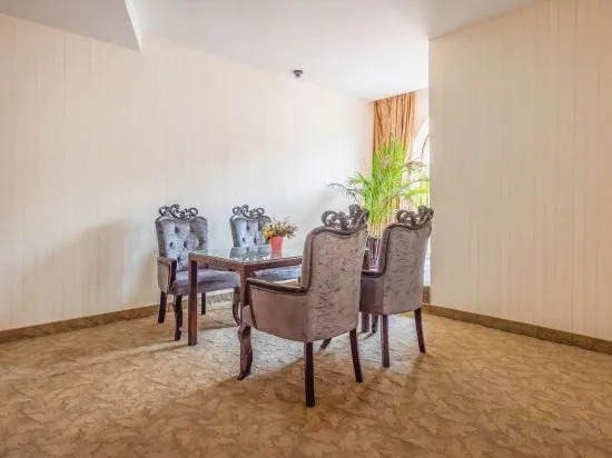 Циндао: Elan Hotel (Qingdao Zhongshan Road)