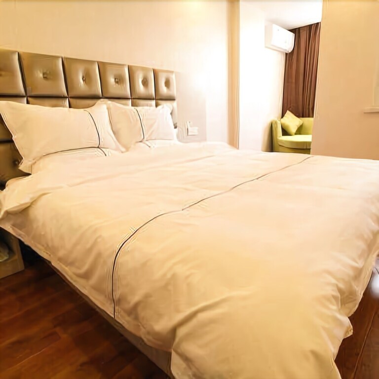 Кайфын: Super 8 Hotel