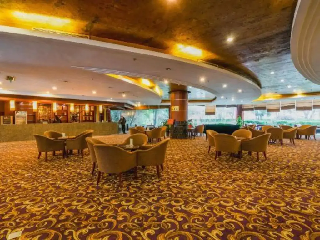 Хучжоу: Zhejiang Crown Holidy Hotel